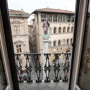 Tornabuoni View Couette-café Florence